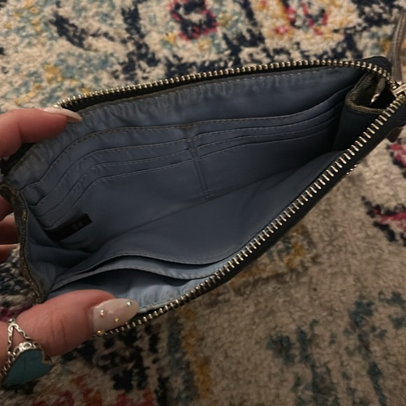 💖Coach Poppy // denim New York clutch wristlet - Picture 3 of 5